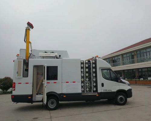 隧道检测车